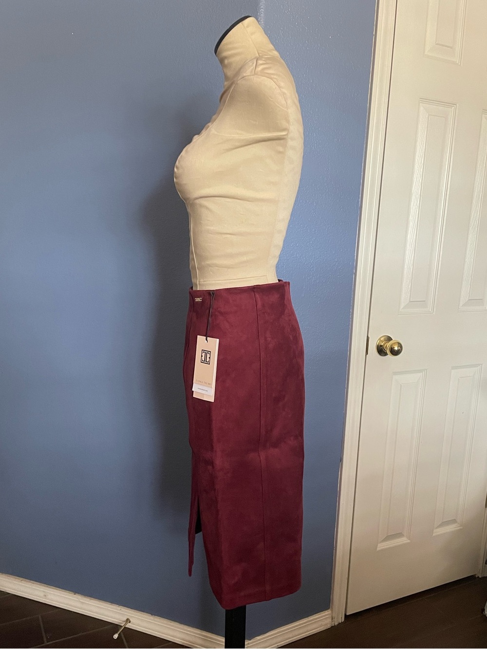 Ivanka Trump Burgundy Suede Pencil Skirt - Picture 3 of 8